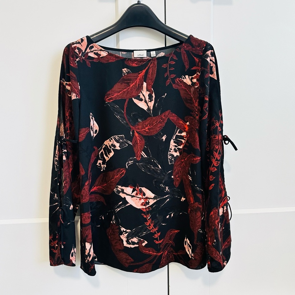 Aritzia Wilfred long sleeve blouse size S  new without tags